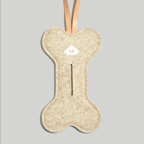 Madewell House Dogge Wool Pooch Pouch doggie bag dispenser - Picture 2 of 6